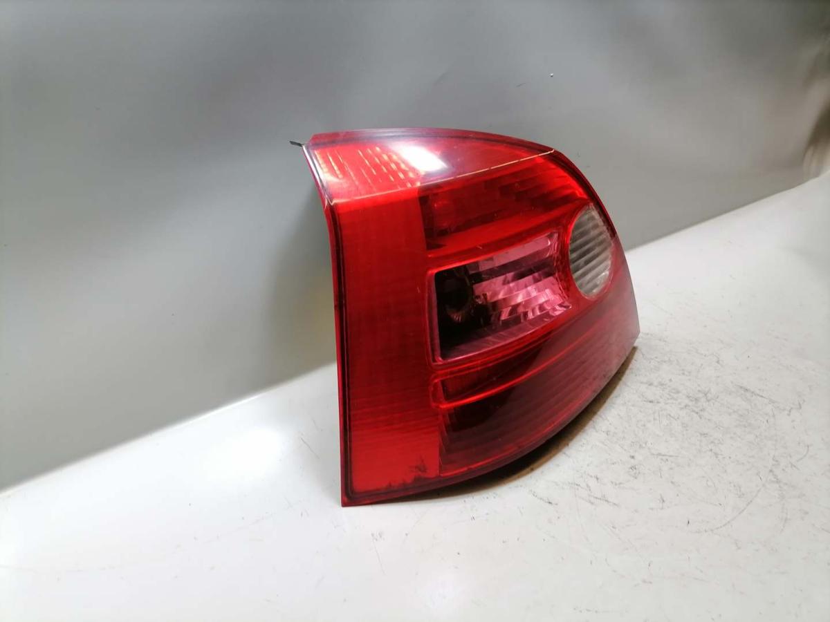 Honda Civic EU7 original Rücklicht Rückleuchte Schlussleuchte links 5-Türer Bj.2002